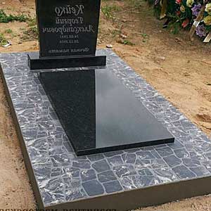 Памятники в Петра Дубраве